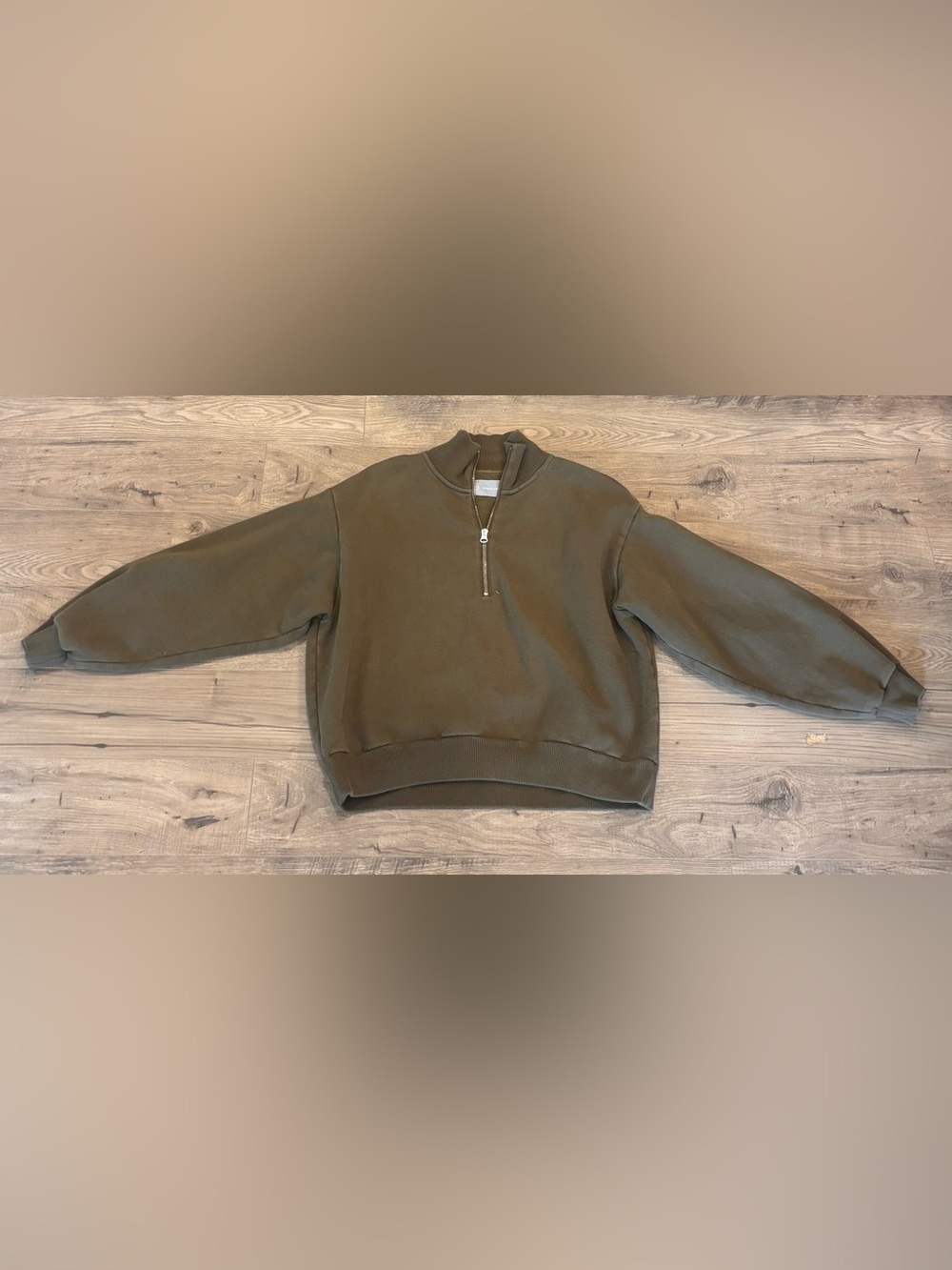 Everlane Olive Green Half-Zip Sweatshirt – Size Medium